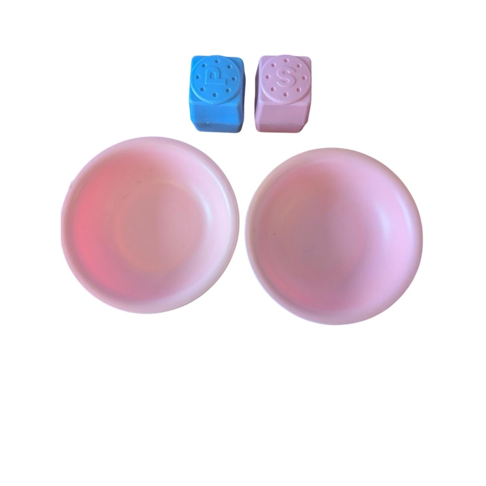 Vintage 1992 Fisher Price Pink Bowls and Salt Pepper Shakers Play Kitchen Set - Picture 3 of 4